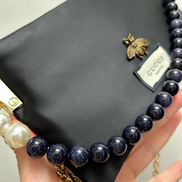 Mini Gucci perfume pouch with chain - Picture 5 of 13